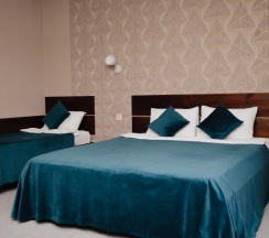 Трёхместный номер Standard с красивым видом из окна в Gill grad