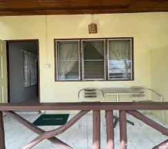 Двухместный номер Standard с балконом двуспальная кровать в Sea Breeze Bungalow