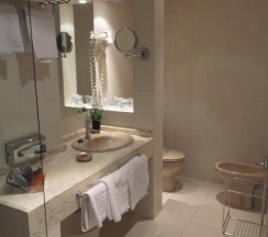 Двухместный номер двуспальная кровать в Hotel Moderno