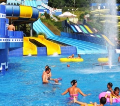 Семейный  номер  с балконом в Aqualife