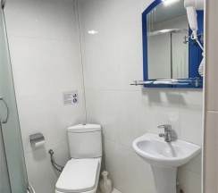 2Двухместный стандартный номер с 1 большой кроватью в Asiya Hotel Grozny 
