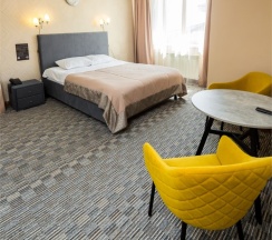 Джуниор Сюит в Крестовая падь