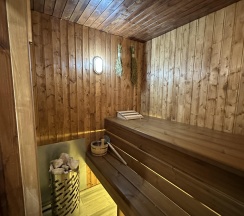 Коттедж с сауной в Green grass house