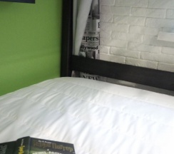 Кровать в общем номере (мужской номер) (общая ванная комната) в Hostel 1703