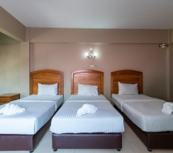Трёхместный номер Standard в Best LD Hotel