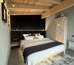 Шале 1 с расширенной террасой + Безлимитное посещение ЕлятыПарка в ЕлятыЛодж