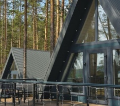 А-Фрэйм с видом на лес в Аван