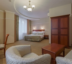 JUNIOR SUITE в Дегас