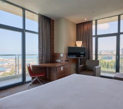 Номер Executive, с панорамным видом на море - с двуспальной кроватью в Pullman Sochi Centre