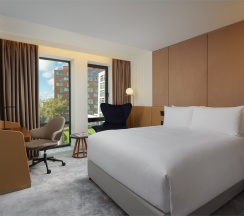Номер Superior, с видом во внутренний двор - с двуспальной кроватью в Mövenpick Москва Таганская