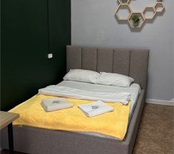 Стандартный 2х местный номер №7 Двуспальная кровать в By Richotels