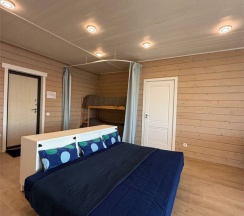 Хаусбот 2 в Времена Года