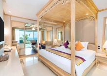 Двухместный номер Honeymoon Deluxe двуспальная кровать в Royal Cliff Beach Terrace Hotel Pattaya