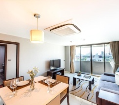 Одноместный люкс с 3 комнатами в Royal Suite Hotel Bangkok