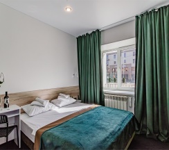 Номер с двуспальной кроватью в Берисон