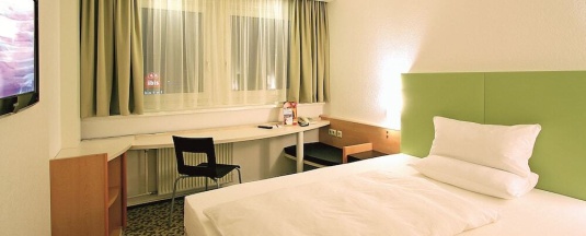 Двухместный номер Standard двуспальная кровать в ibis Dresden Zentrum