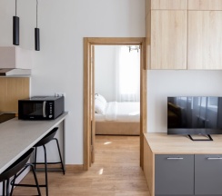 Двухкомнатные апартаменты в Кarl House