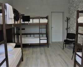 Место в  общей 6-местной женской комнате в O`Key Home