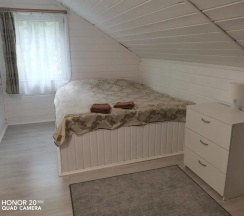 Четырёхместный коттедж Comfort с 2 комнатами (диван) в Фортуна