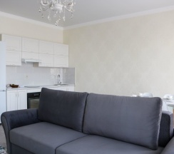 Двухместный люкс с 2 комнатами с балконом и с красивым видом из окна двуспальная кровать в Golden Park