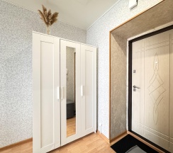 1-комнатные апартаменты студия №215 в Hugge Place