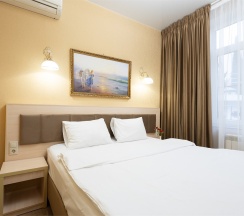 Стандарт с балконом в Golden House