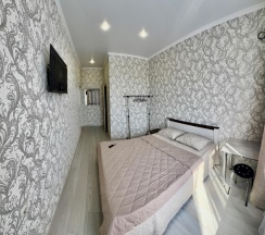 Номер стандарт улучшенный с 1 двуспальной кроватью в Eva Guest House