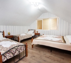 Четырехместный номер "комфорт" в Hotel-st