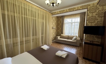 Трехместный улучшенный в Панорама