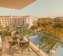 Номер Family в Castival Hotel
