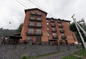 Апарт-отели Альпийский в Карачаево-Черкесской Республике