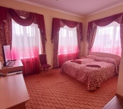 Номер полулюкс в Шатура холл