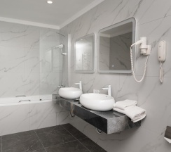 Kaiserhof Suite в Kaiserhof