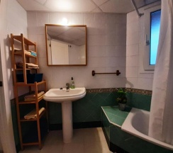 Коттедж с 4 комнатами в Manilva Beach 97