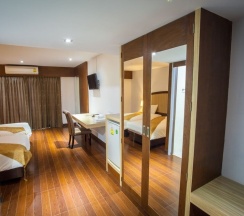 Номер Standard с видом на сад в NH Elegant Hotel