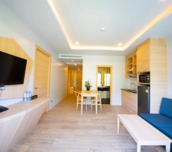 Семейный люкс с 2 комнатами в Golden Paradise Hotel