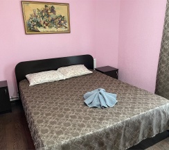 Стандартный номер с двуспальной кроватью и балконом - У 2300 в Гранд