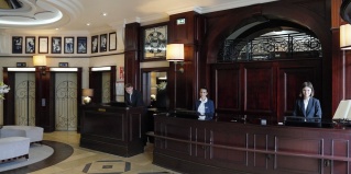 Париж: Отель Hôtel Pont Royal
