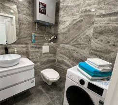 Апартаменты с кухней и спальней в Sibgat Apartments