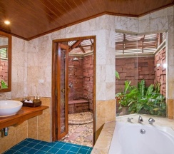 Двухместная вилла Tropical Plus двуспальная кровать в Sand Sea Resort
