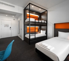 Стандарт 3-местный с 2-х ярусной кроватью в Delta Sirius