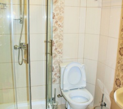 Двухместный номер Standard с балконом и с красивым видом из окна (2 отдельные кровати) в Гермес