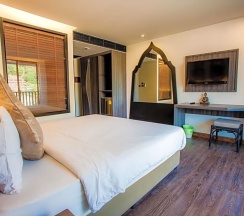 Семейный люкс в Kata Blue Sea Resort