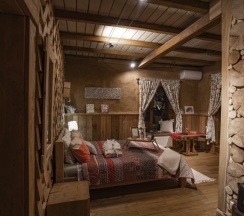 Двухместный номер с балконом #1 в Old boys