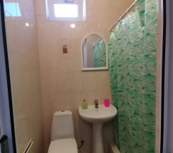 Двухместный номер Standard с балконом (двуспальная кровать) в Жемчужина