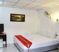 Двухместный номер Superior двуспальная кровать в JJ Guesthouse