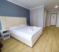 Номер Comfort с балконом и с видом на море в SkyTerra