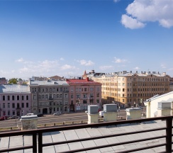 Делюкс с одной большой кроватью размера "King size" (с видом на город) в Cort Inn St-Petersburg Hotel & Conference Center