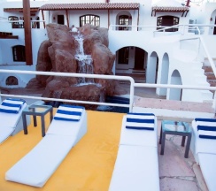 Двухместный номер Standard двуспальная кровать в SANAFIR HOTEL - El Pacha Suites