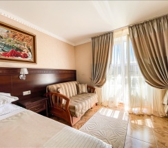 Корпус 1 *Полулюкс* 5-ти местный в Анжелина